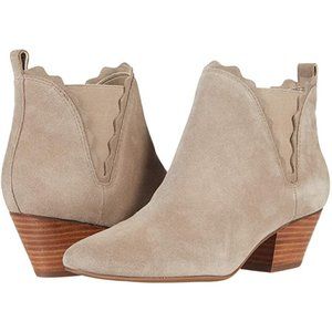 NEW Sole Society Women Candrah Suede Honey Scalloped Beatle Chelsea Dress Bootie